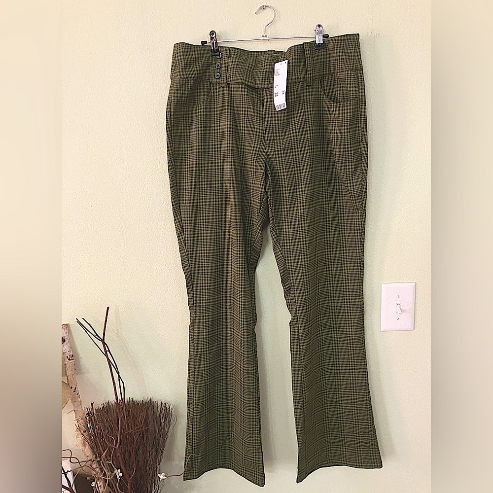 NWT Urban Outfitters green plaid striped pants